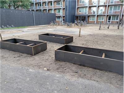 Stalen bloembakken op maat