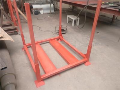 Stalen transportbakken op maat