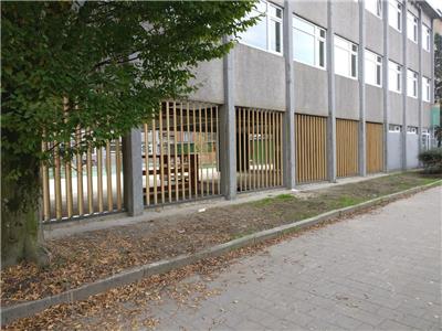 Doorkijkwand in staal