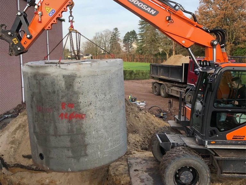 Regenwaterputten met onderkoppeling in Essen